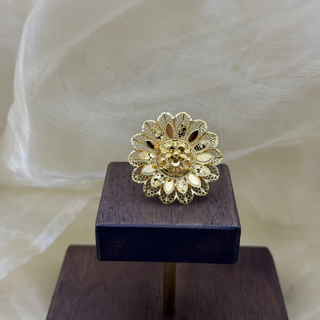 B播 11.58g 足金999 戒指d