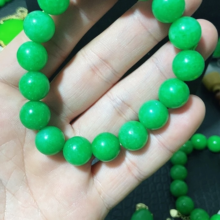 翡翠未镶嵌颈饰手串