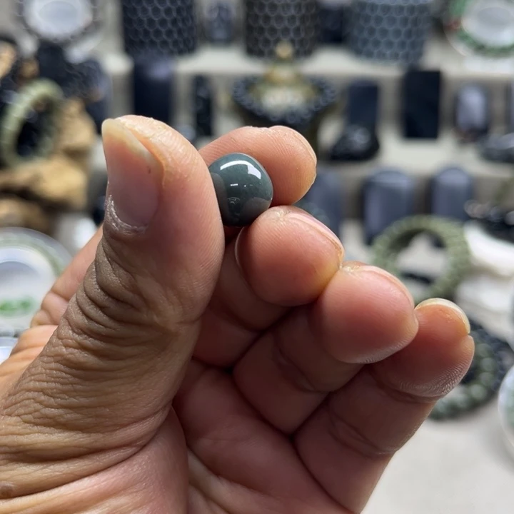 小***！和田玉（糖玉）未镶嵌颈饰