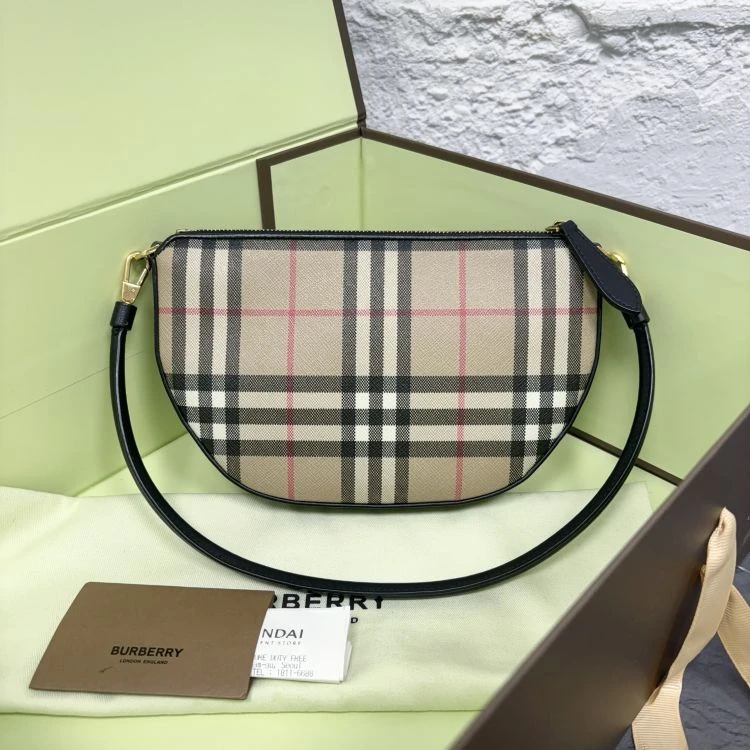 95新/博柏利/手提包/C8875530092/[251127LLYC]