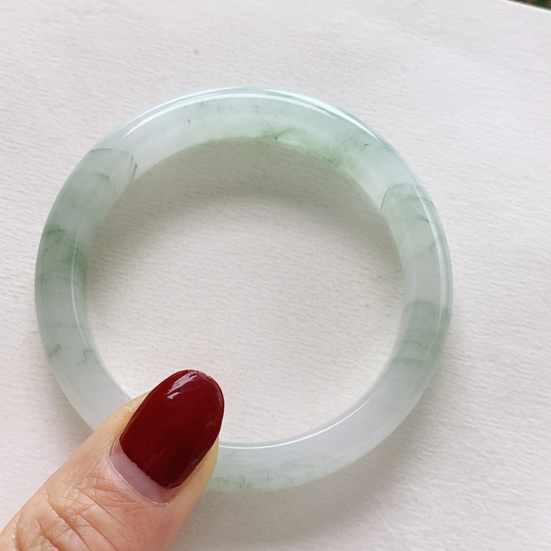 石英质玉手镯未镶嵌鬵