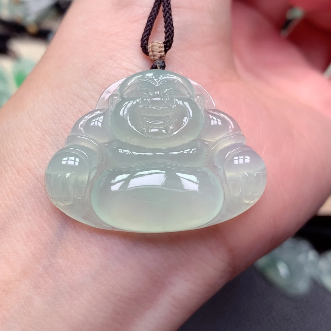 翡翠未镶嵌颈饰佛公