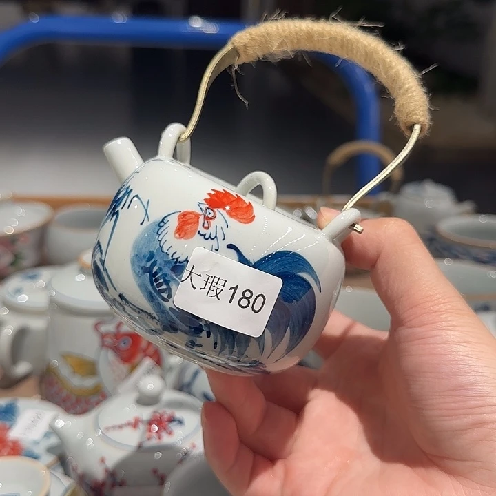 釉下手绘茶具微瑕