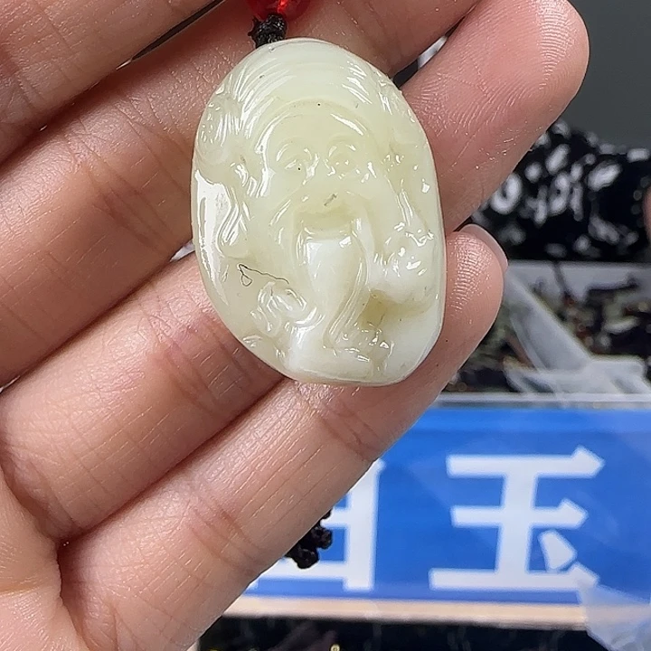 颈饰未镶嵌和田玉