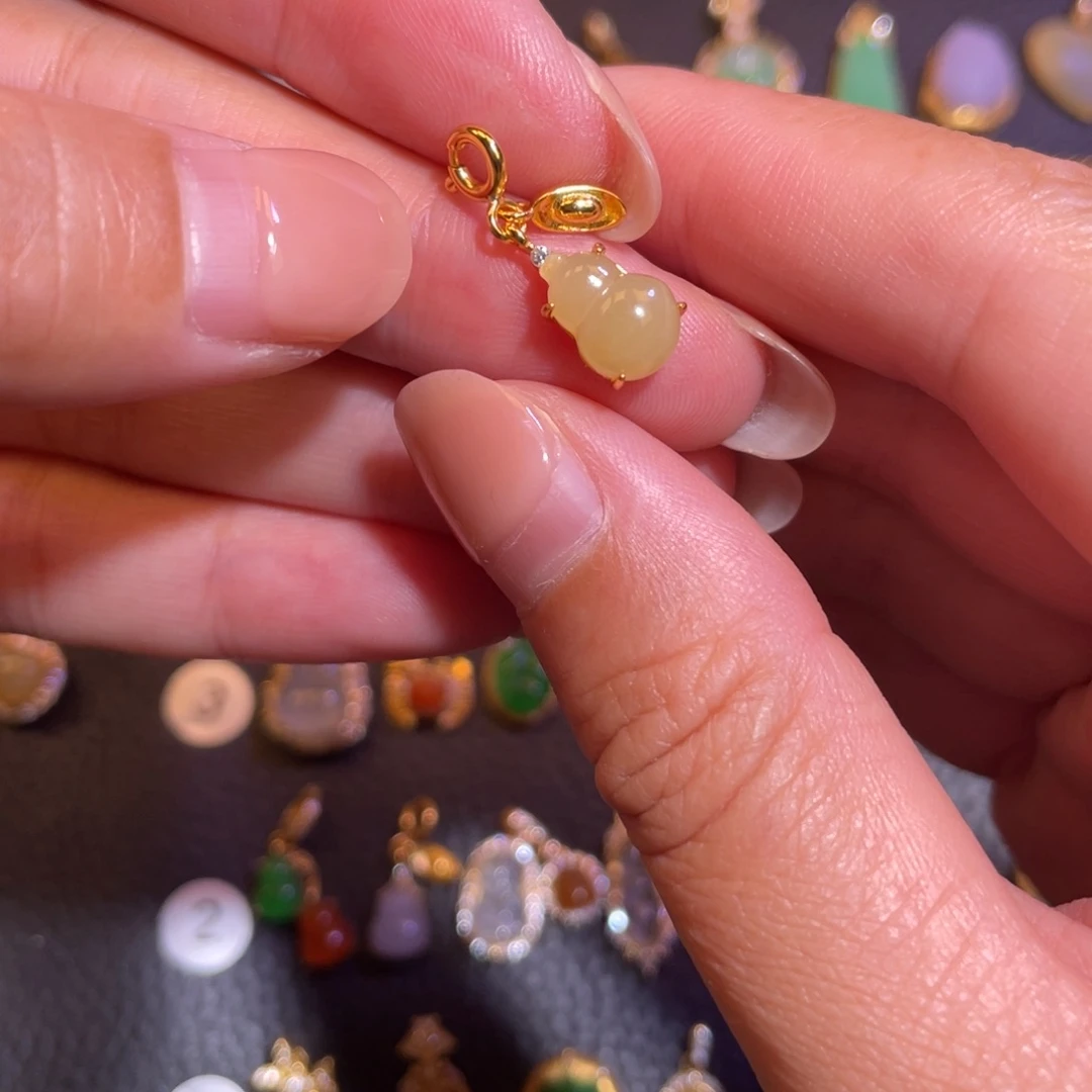 翡翠银S925镶嵌颈饰