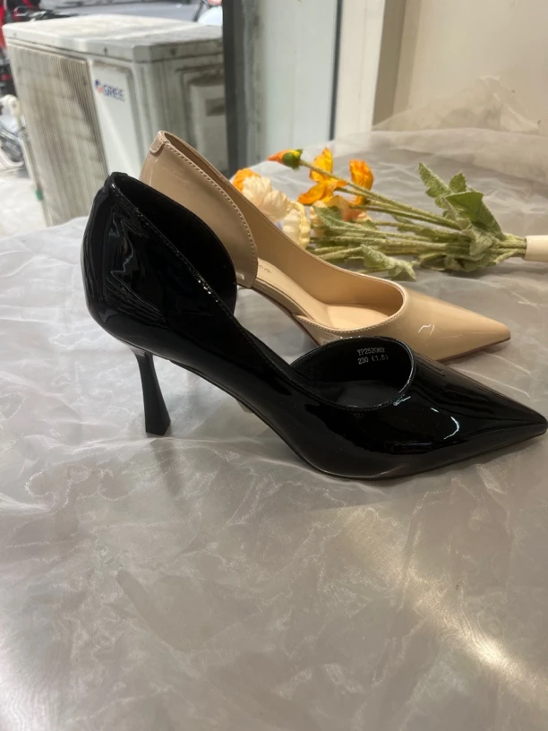 浅口细高跟气质款