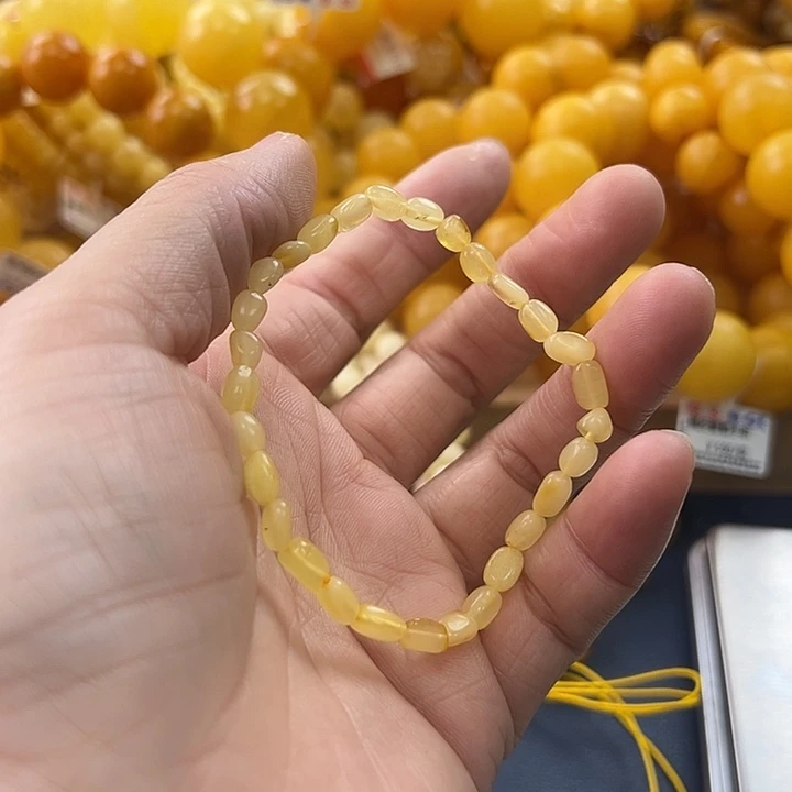 未镶嵌琥珀珠宝奇石