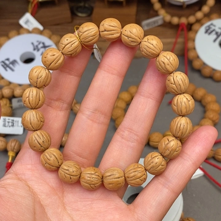 文玩核桃手串L****9金豆11.5抛光尺寸误差0.5之间