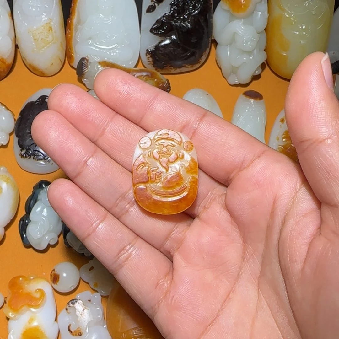 和田玉颈饰未镶嵌超*