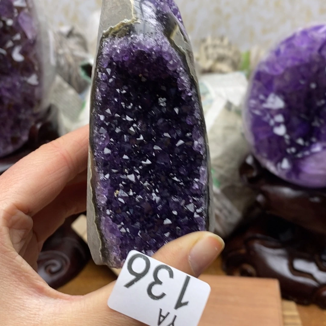 水晶大型摆件（非配饰）未镶嵌