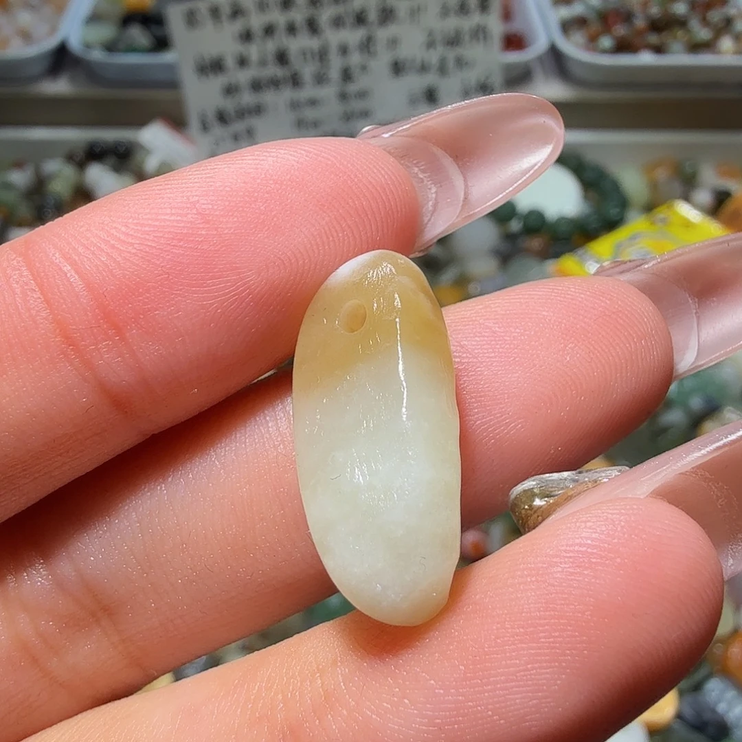 和田玉未镶嵌珠宝奇石