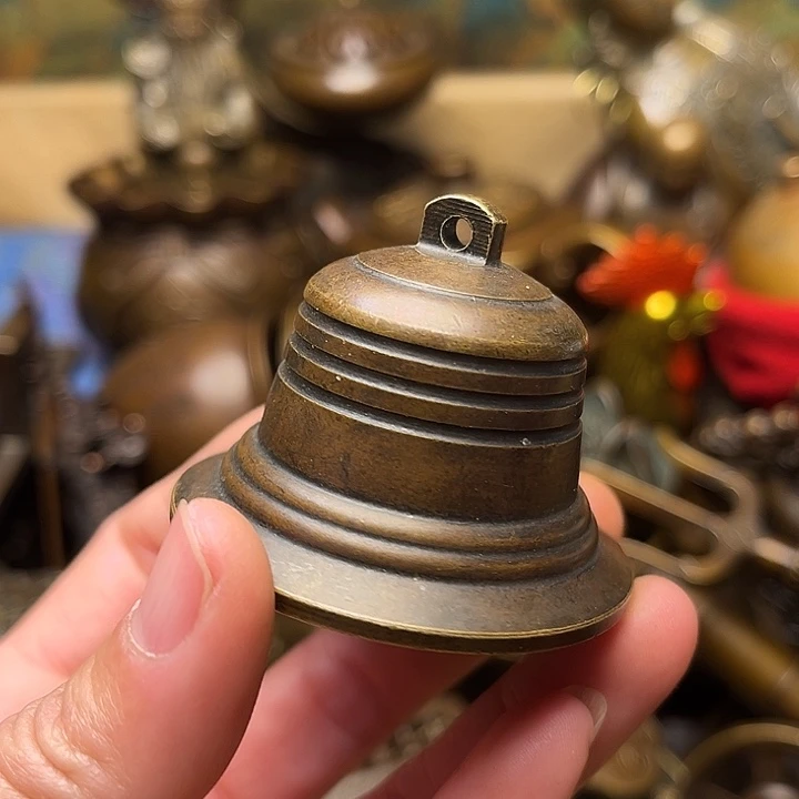 精美铜器批发档口