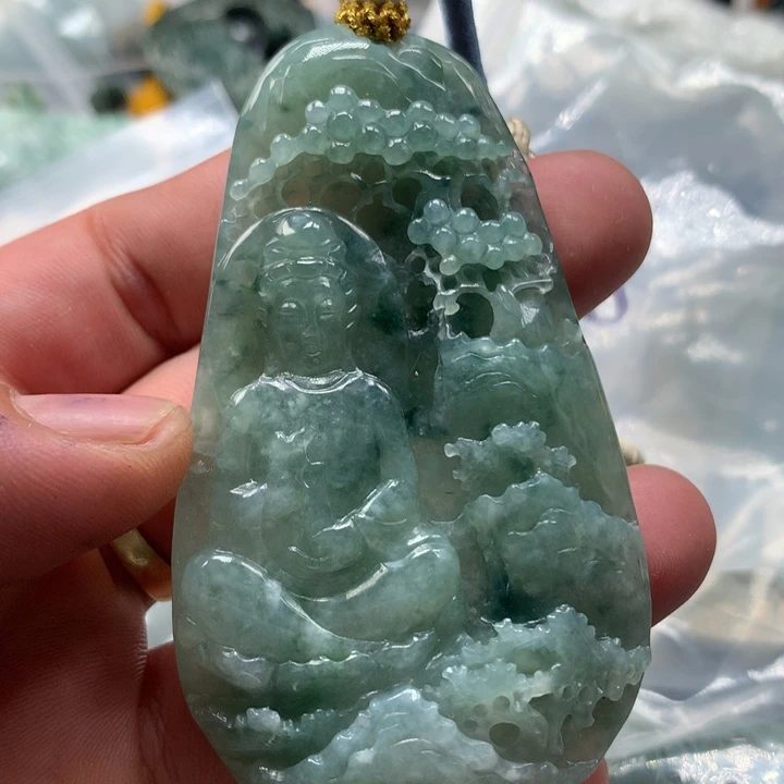 翡翠未镶嵌颈饰保真天然a货翡翠