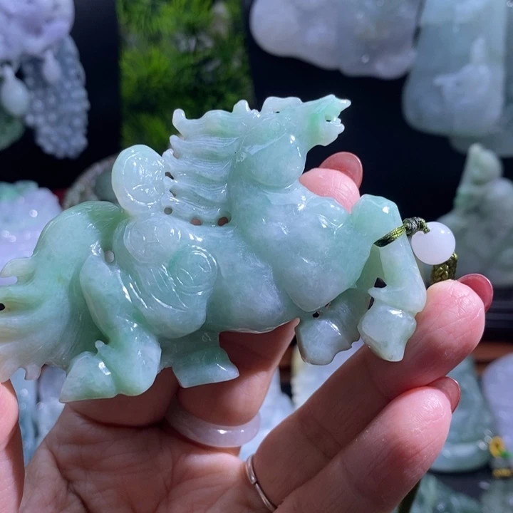 【闪购商品】颈饰未镶嵌翡翠马