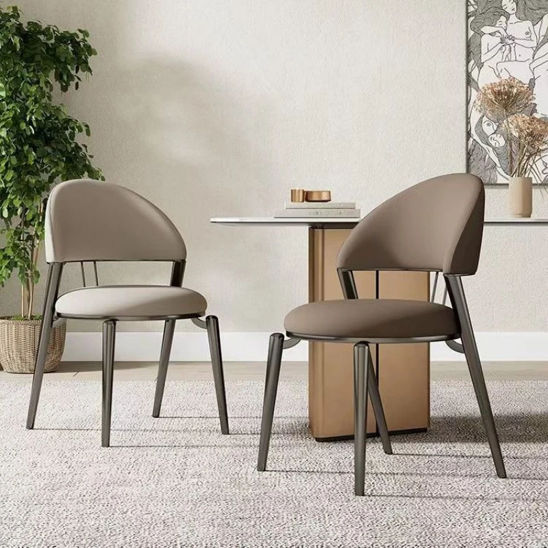 意式餐厅桌椅简约现代餐椅家用轻奢靠背凳子舒适洽谈接待酒店椅子
