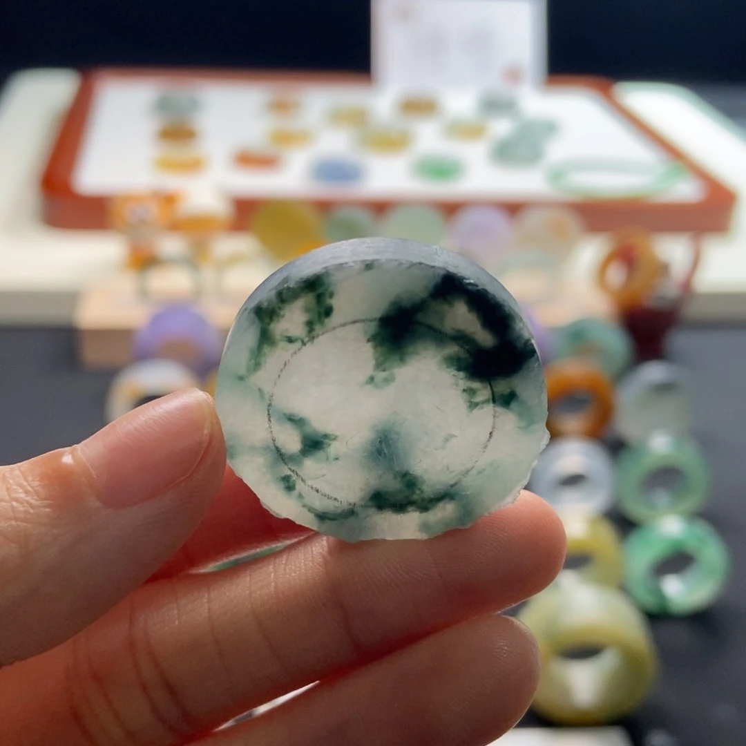 定制翡翠未镶嵌莹****定制