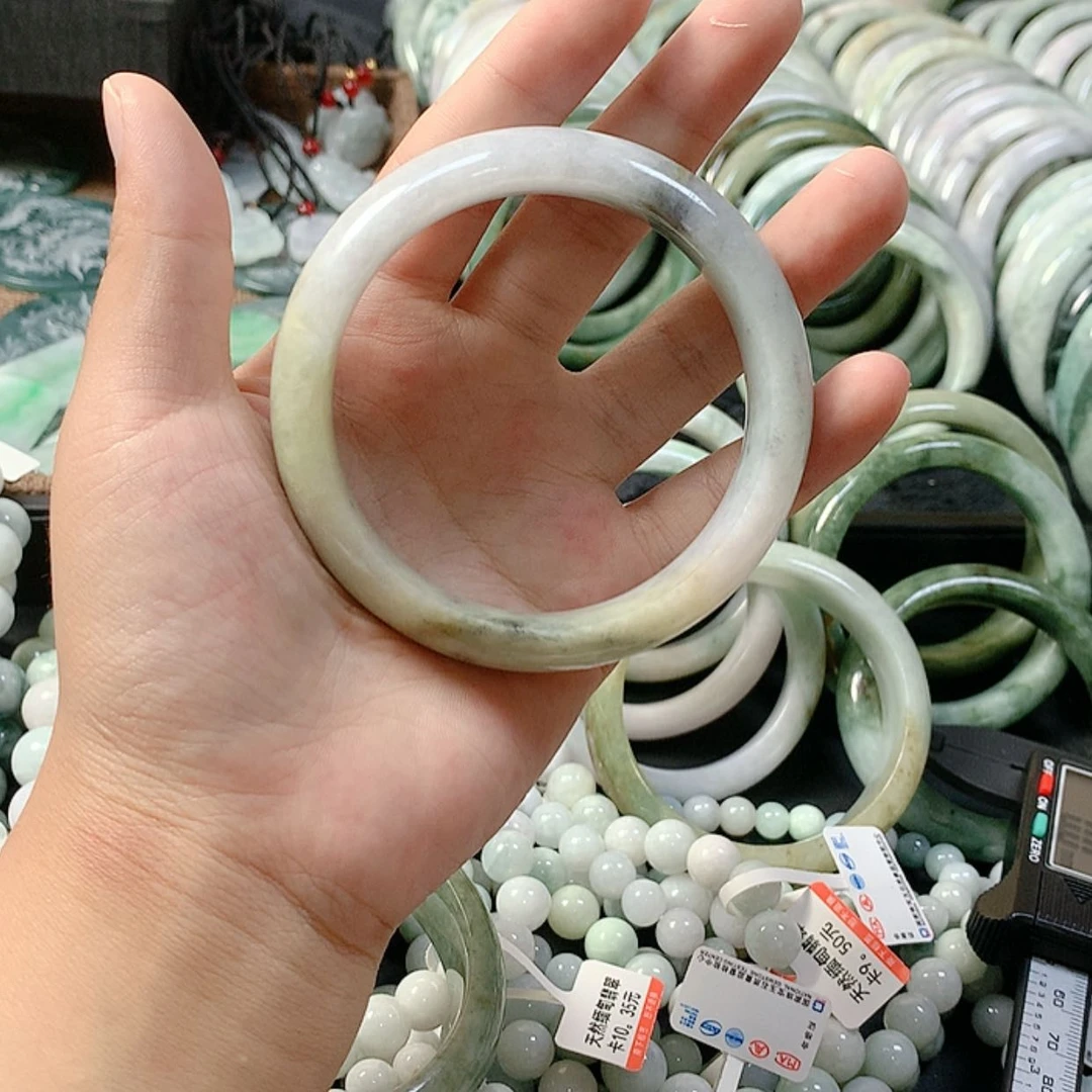 【闪购商品】颈饰未镶嵌翡翠幸**神幸运女神