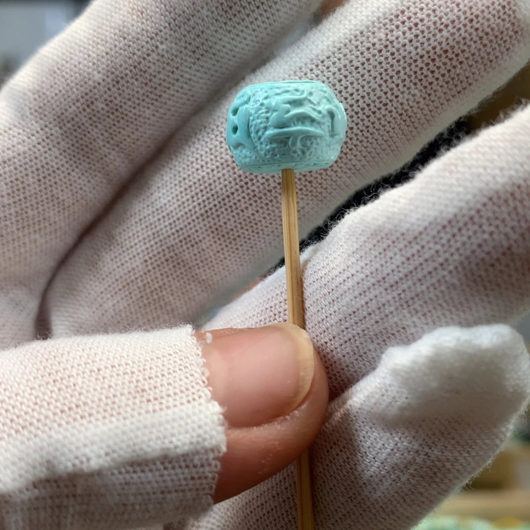 绿松石未镶嵌挂件