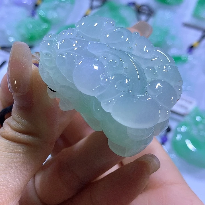 翡翠未镶嵌颈饰天然翡翠A货吊坠
