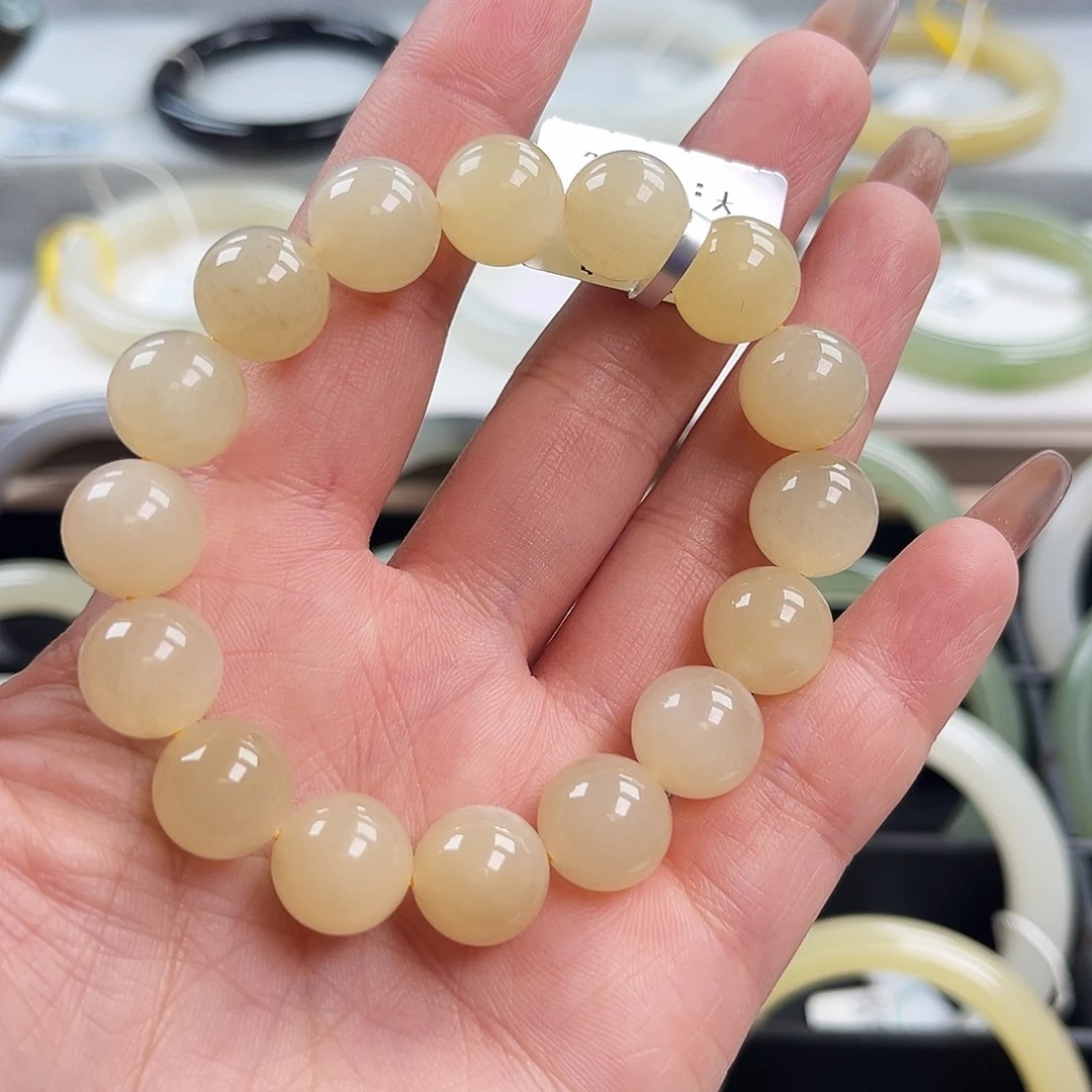 和田玉（糖玉）未镶嵌手链