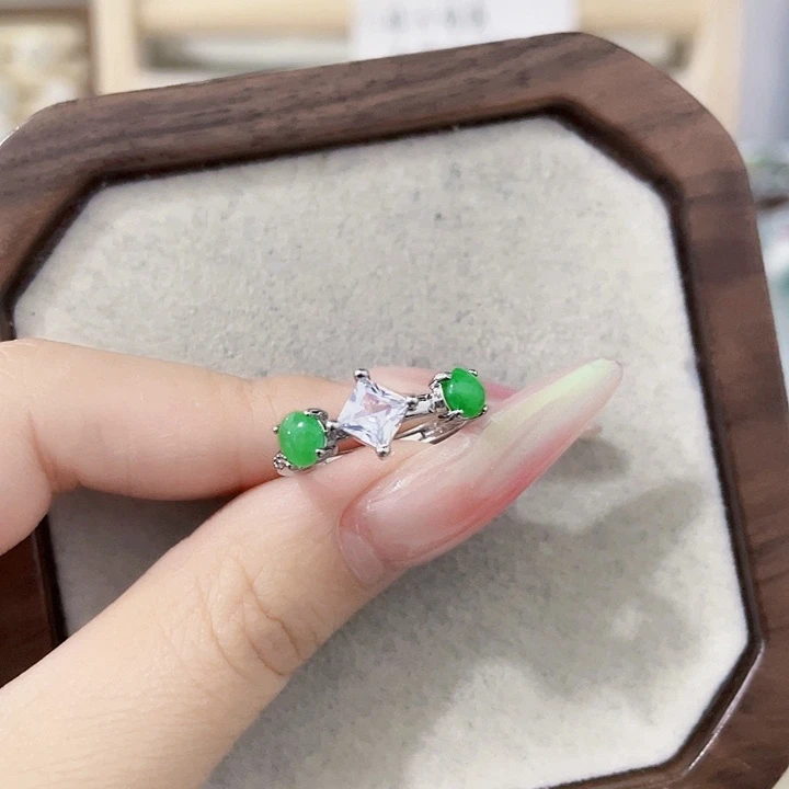 翡翠未镶嵌颈饰天然翡翠Ａ货