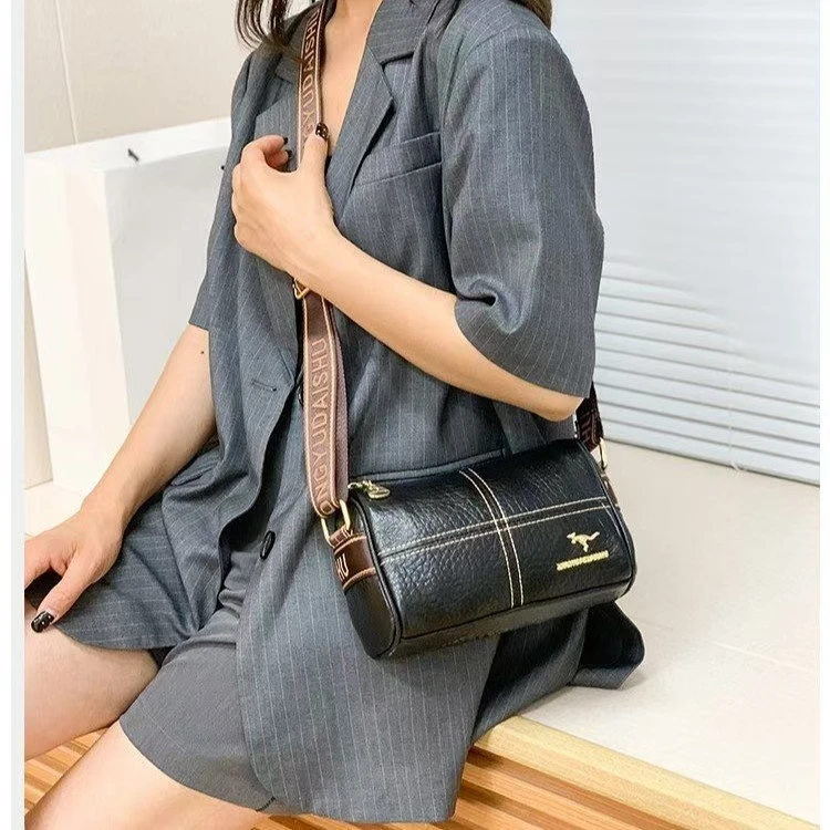 8811  绣线简约多层斜挎包包 F11