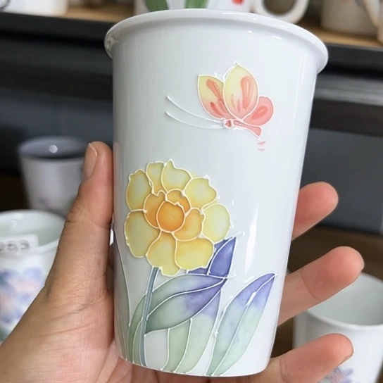 手绘高温釉下彩陶瓷