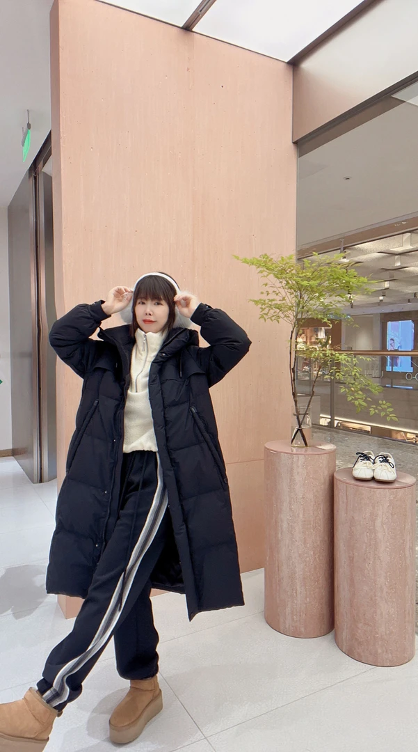 OCKKJ 冬季黑色长款连帽羽绒服女