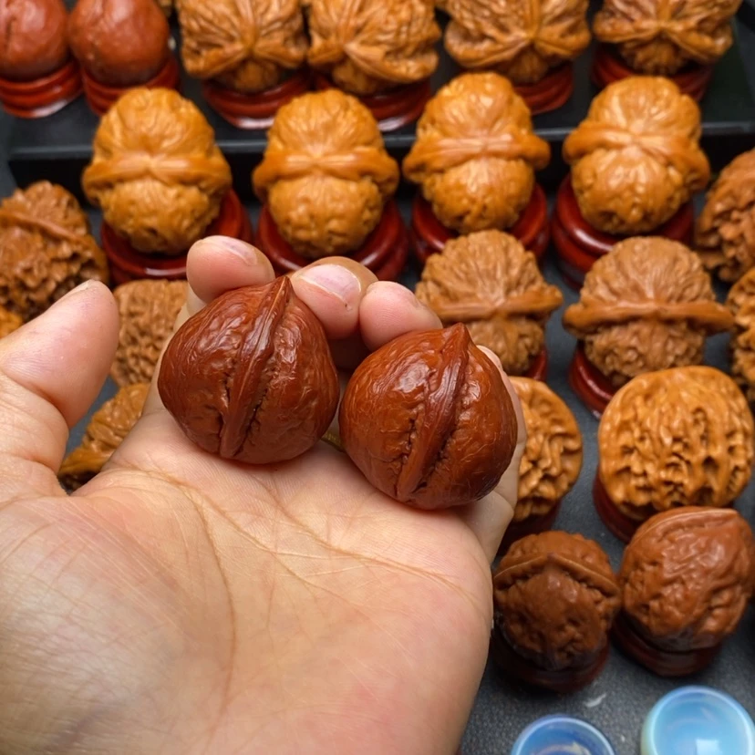 【闪购商品】文玩核桃把件貔貅