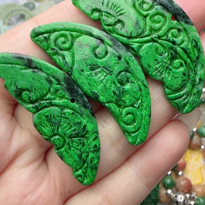 翡翠未镶嵌颈饰天然A货多样性只发一个