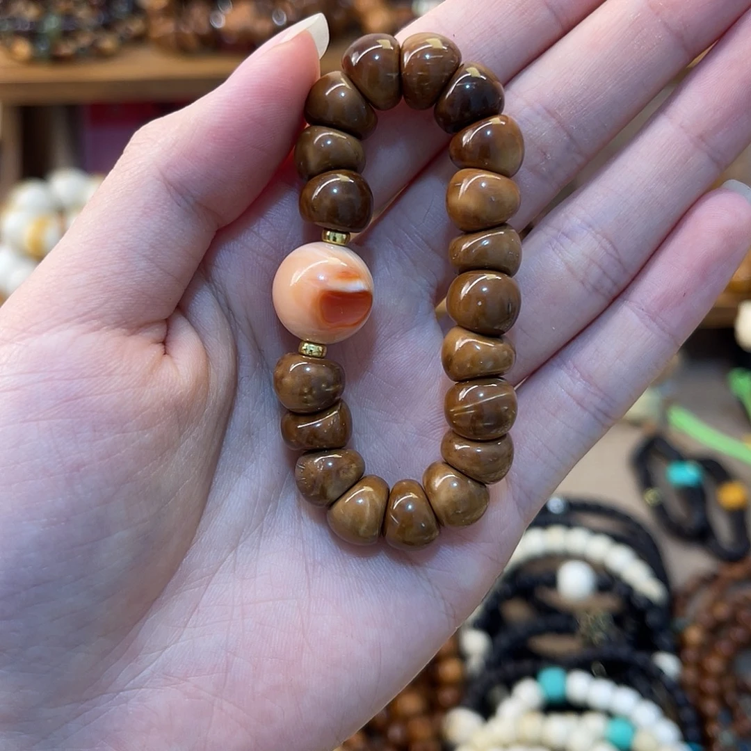 吊坠库克搭配圆珠