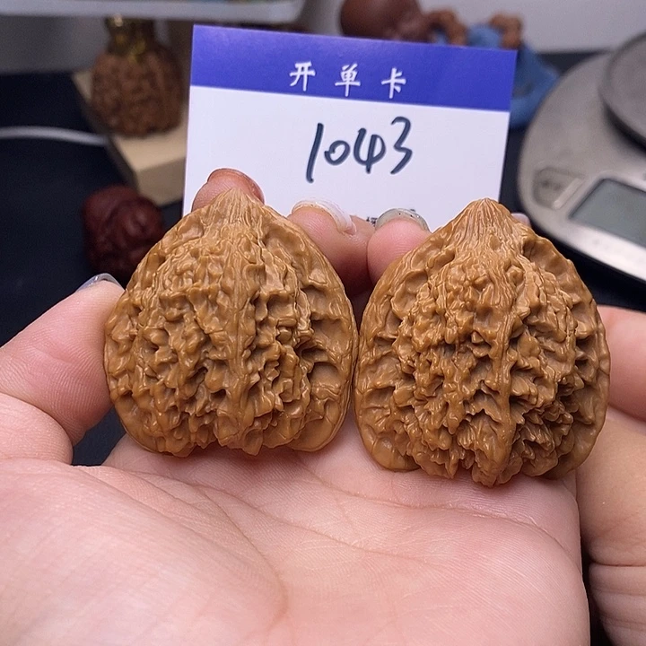 桃核吊坠满天星43无刀痕s
