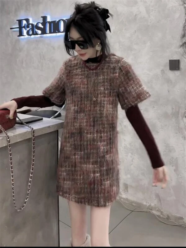 2025早春网红爆款时尚显气质瘦高级感小众韩版减龄女小衫+连衣裙