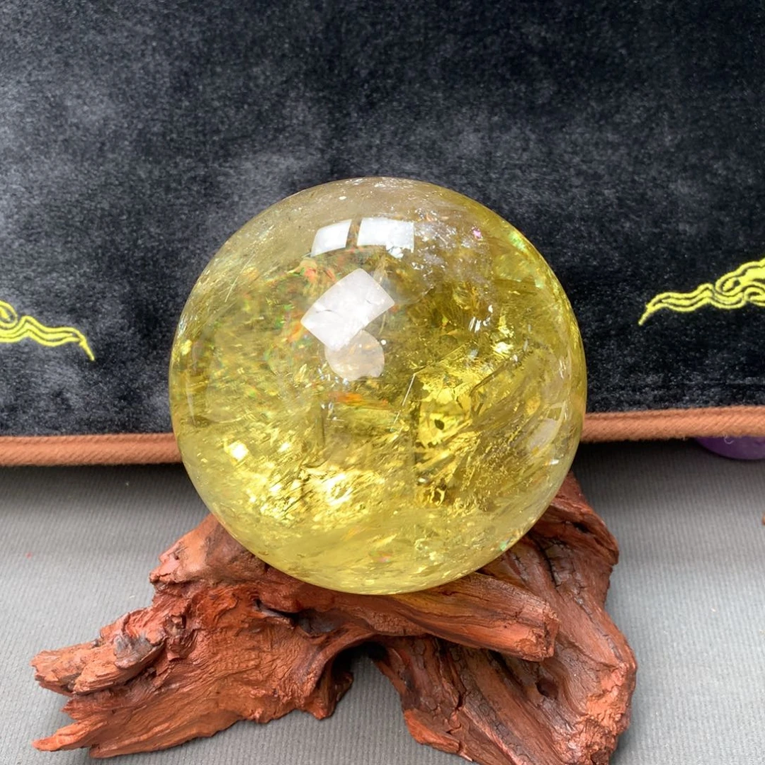 水晶水晶未镶嵌在****8水晶