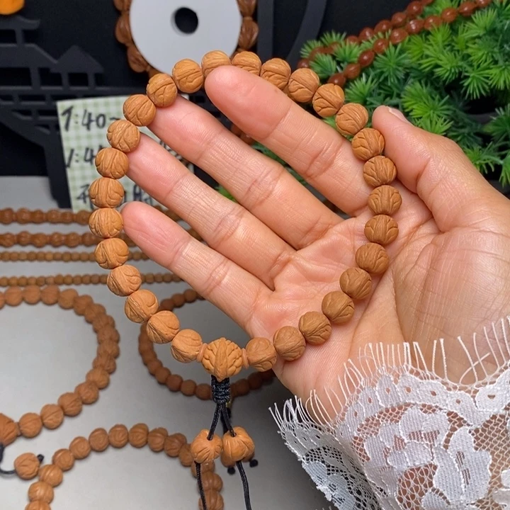 手串桃核玉龙脊手持