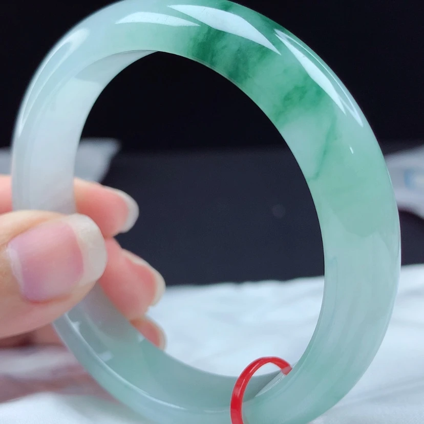 【闪购商品】未镶嵌手镯翡翠97240，