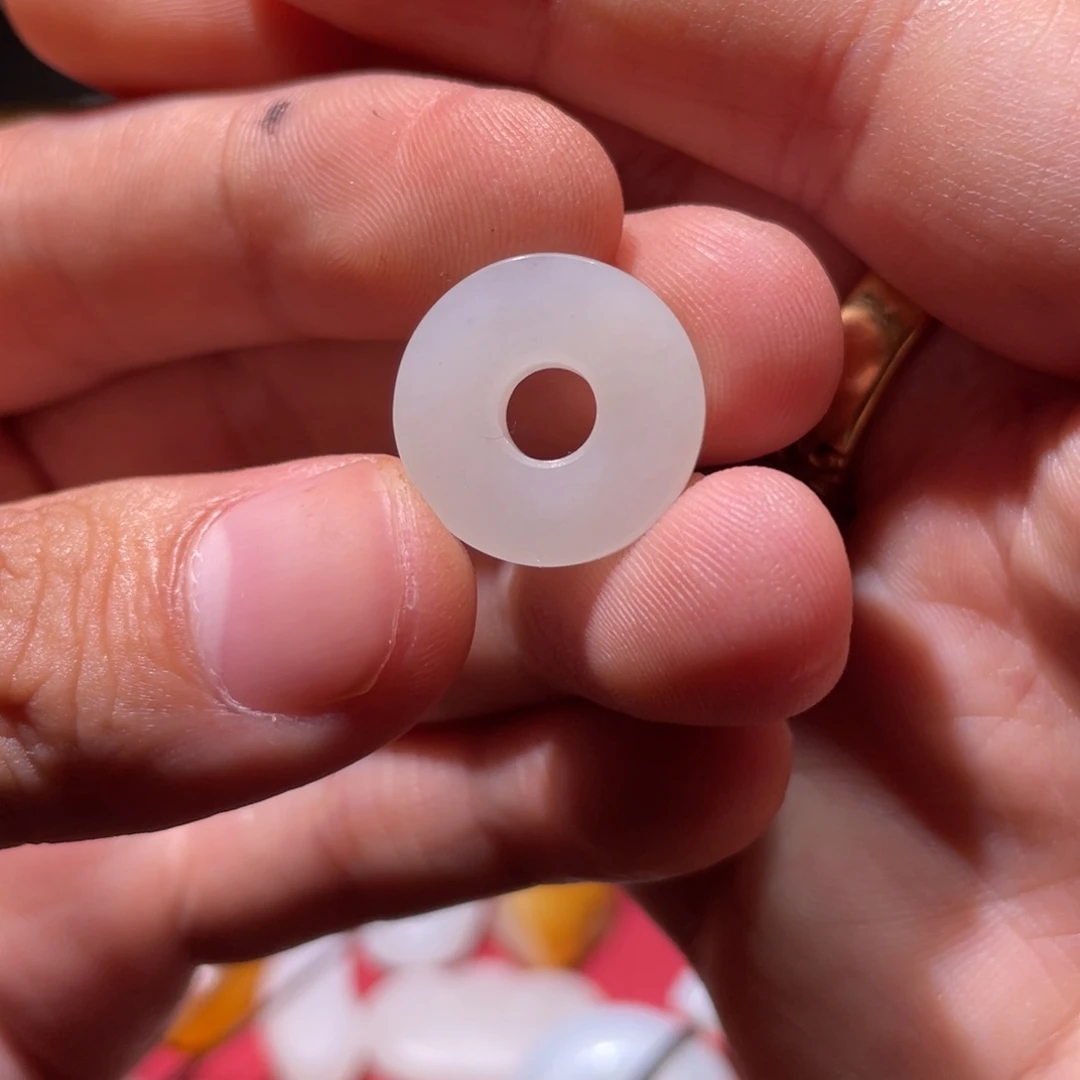 和田玉未镶嵌车挂