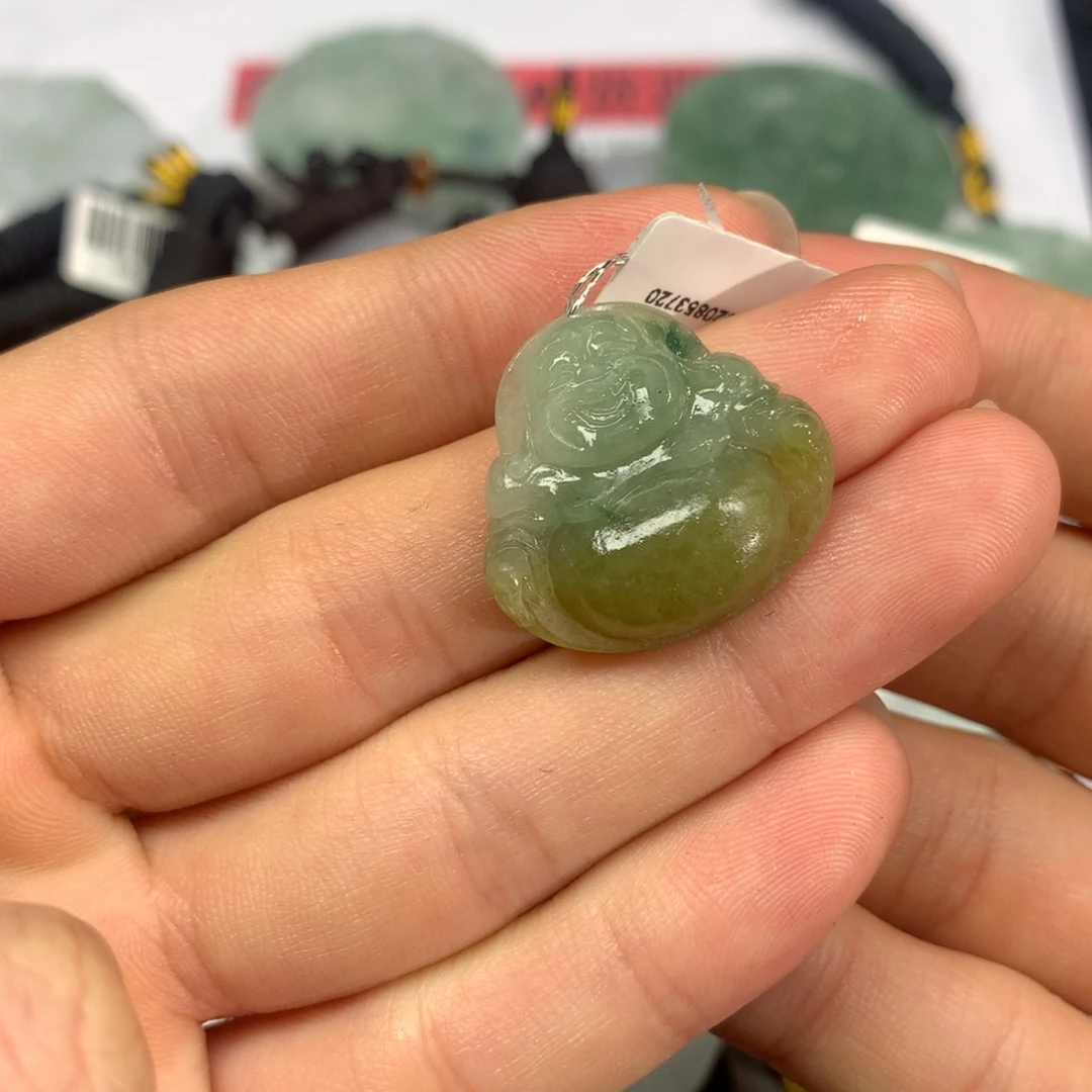 翡翠未镶嵌颈饰翡翠首饰