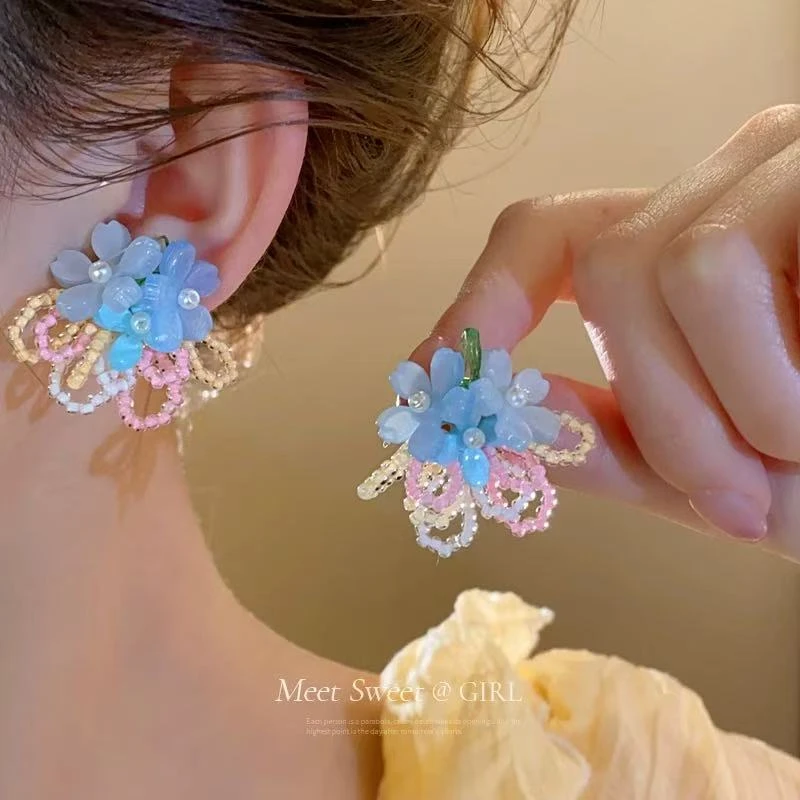 铜合金耳饰 蓝色心情~春夏温柔风多巴胺串珠花簇耳钉 A079
