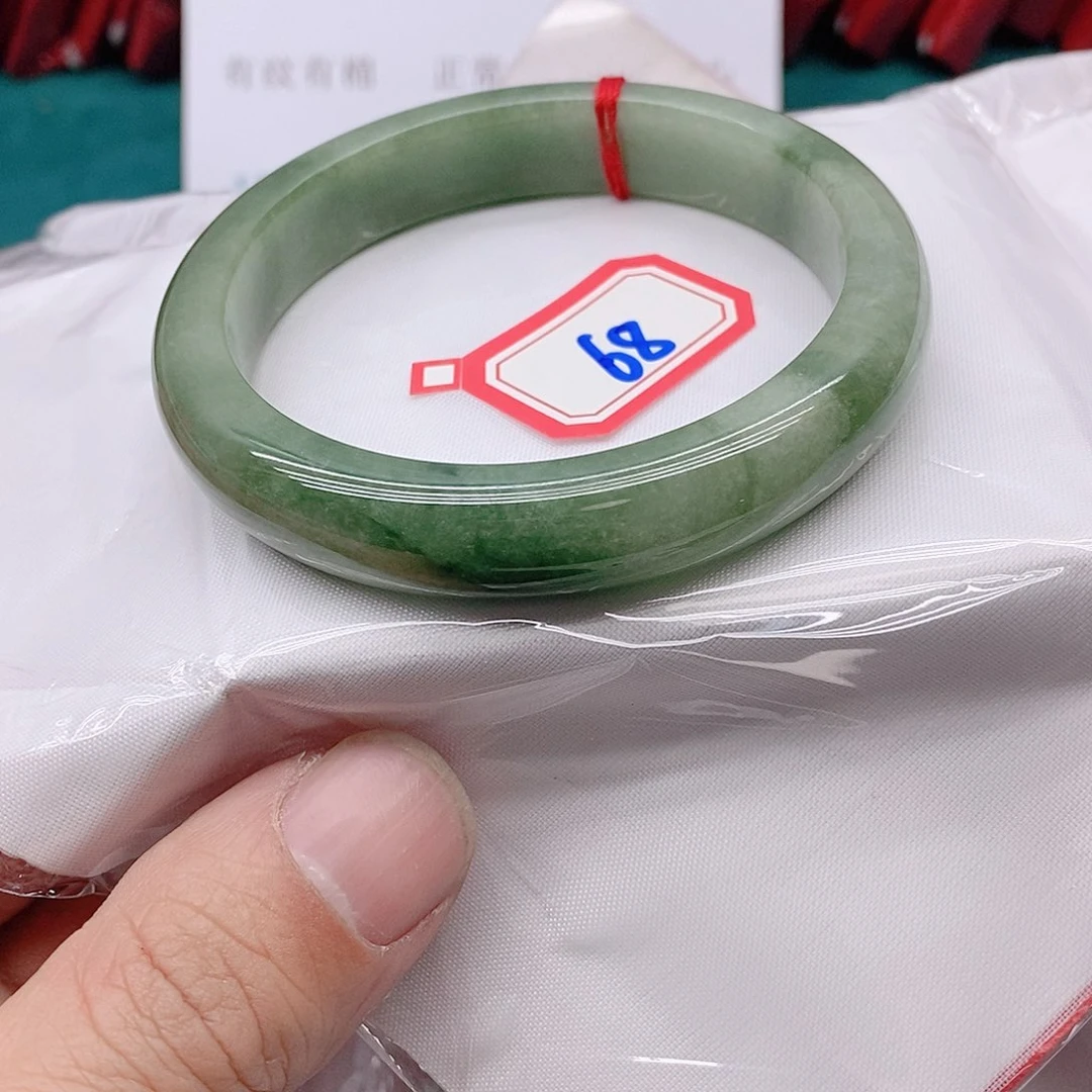 翡翠手镯未镶嵌吉*吉6888888888