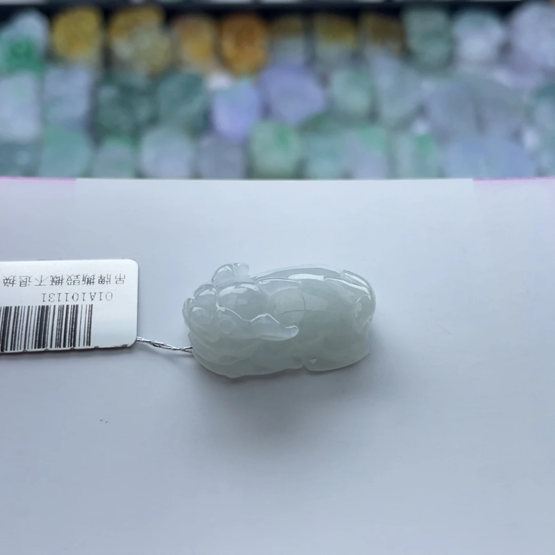 翡翠颈饰未镶嵌貔貅