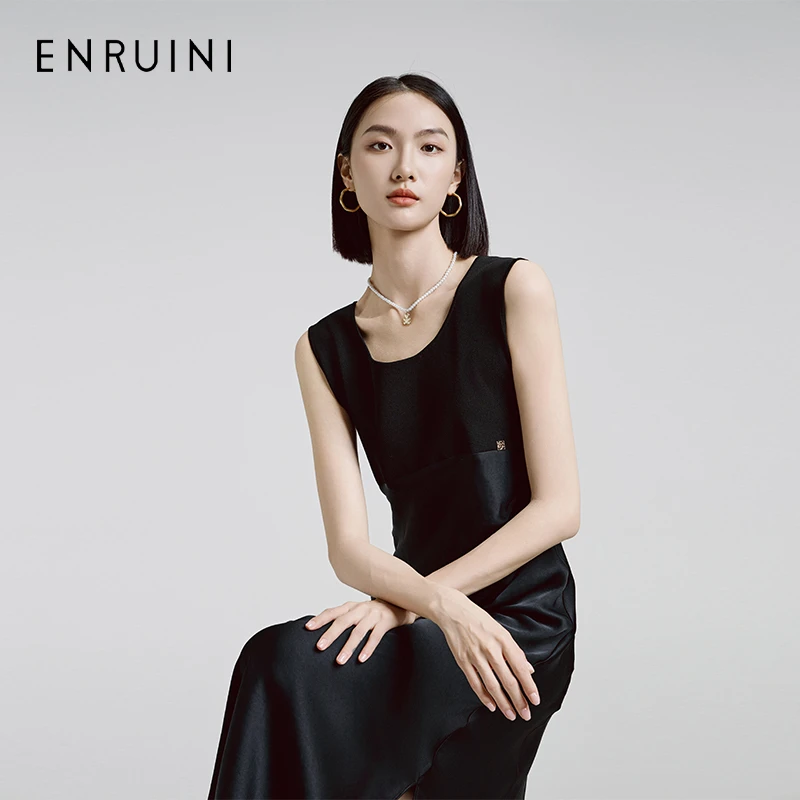 恩瑞妮2025春夏新款法式高级感吊带连衣裙女ESCL2B151