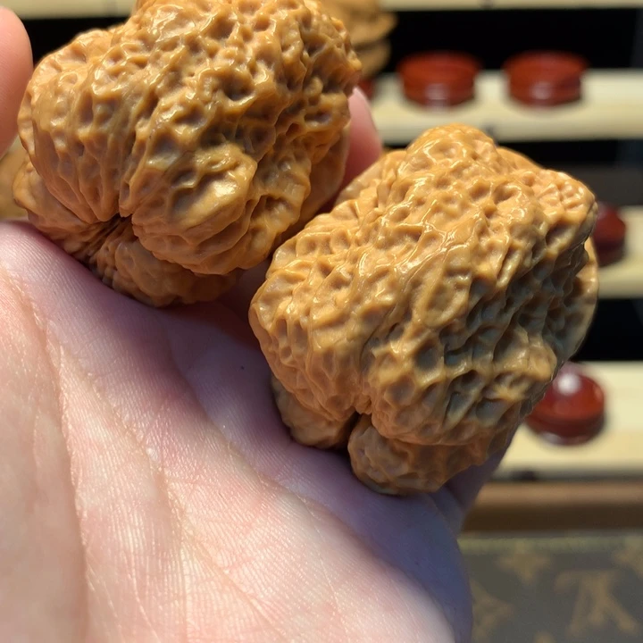 土***玊把件文玩核桃42蛤蟆