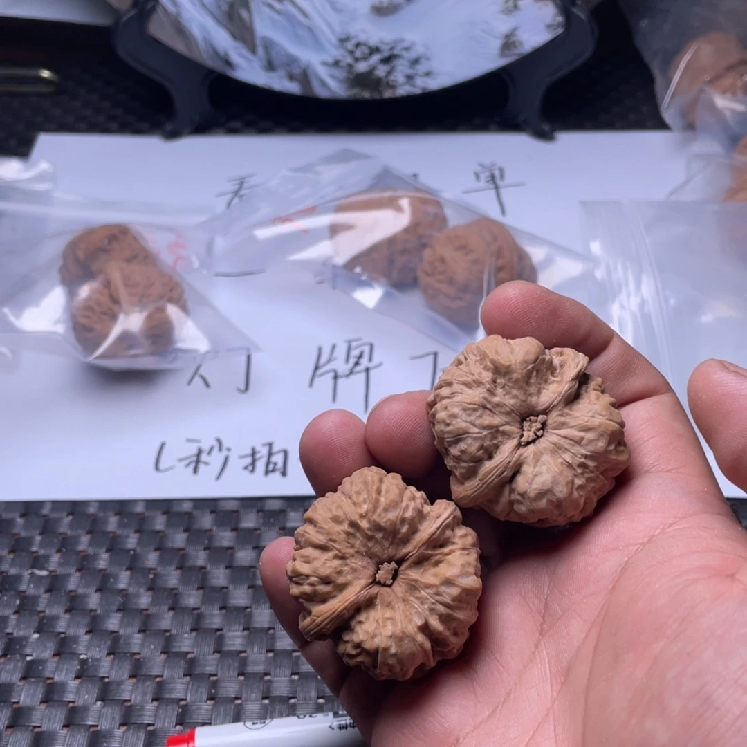 文玩核桃把件40蛤蟆