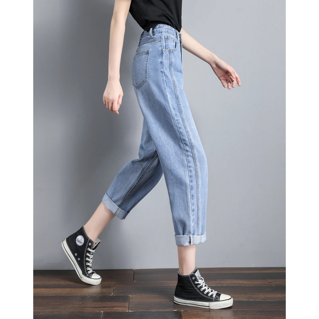 沫晗依美薄款分割装饰牛仔裤2025夏季刺绣线条装饰直筒小脚裤0131