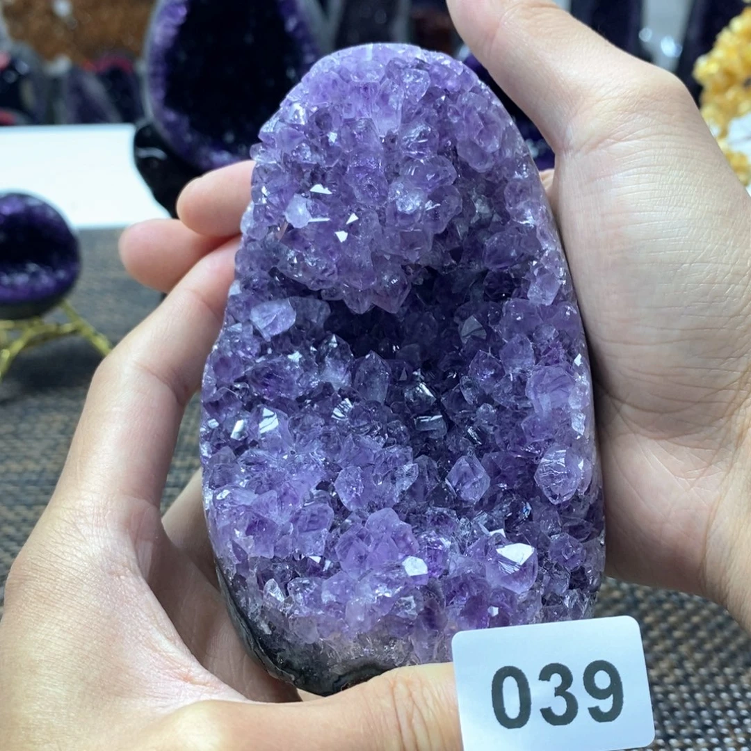 紫晶大型摆件（非配饰）未镶嵌
