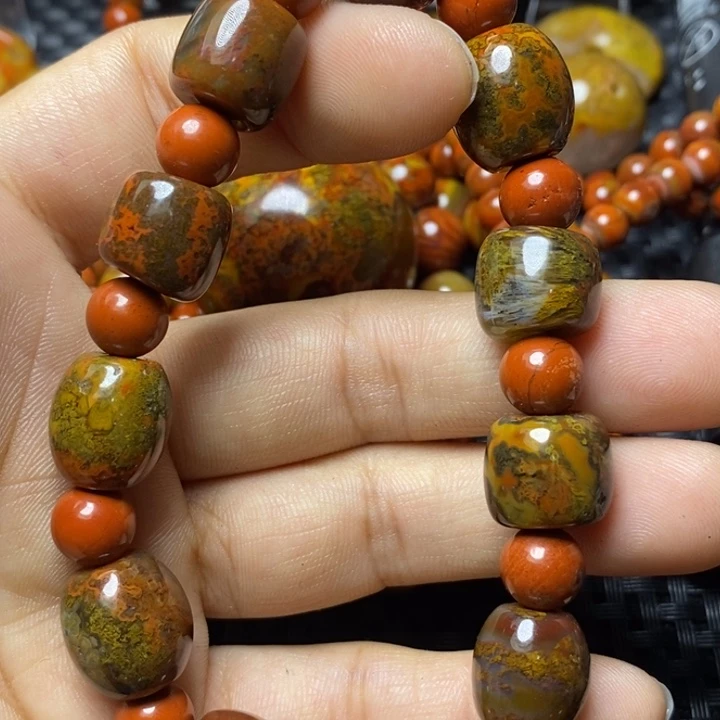 玛瑙/玉髓颈饰未镶嵌起*