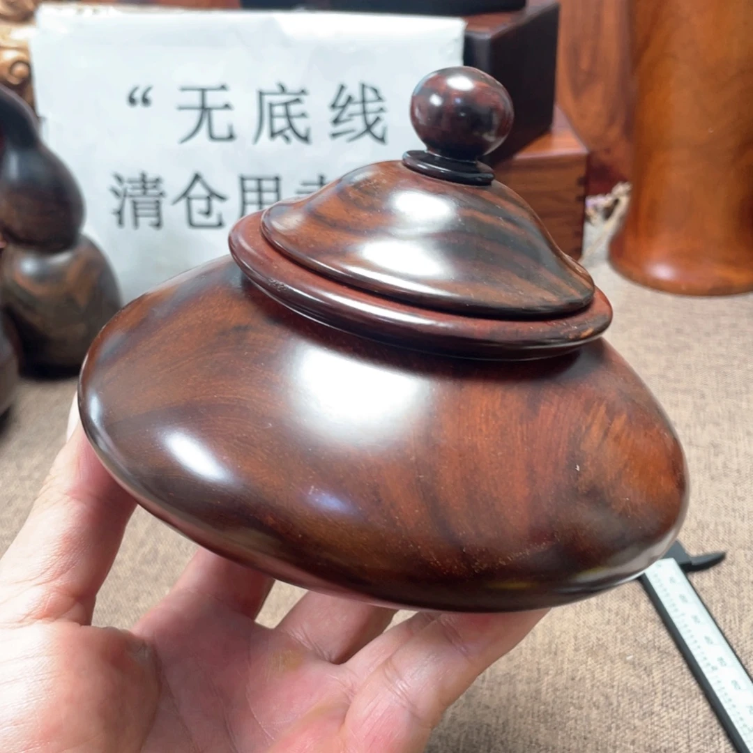 交趾黄檀（大红酸枝）