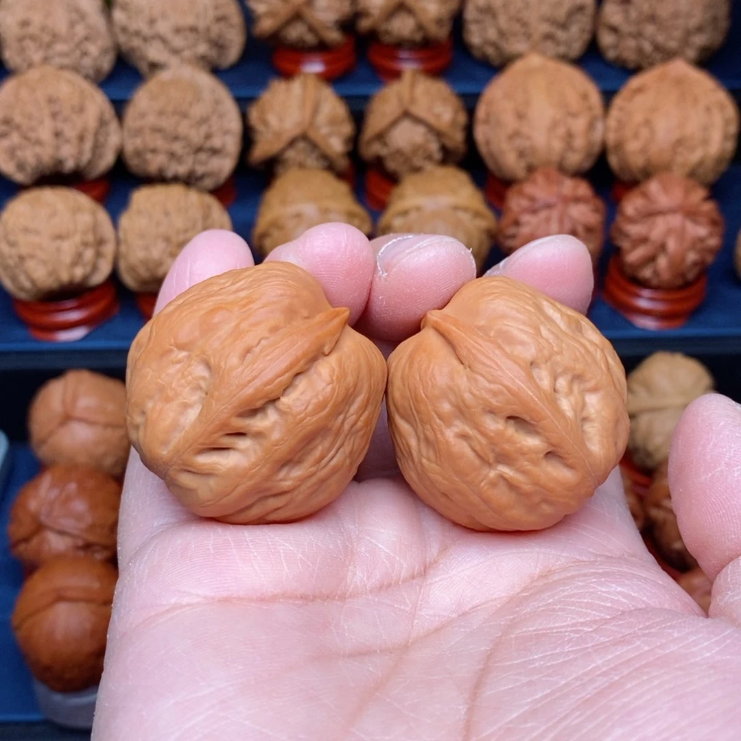 把件文玩核桃手捻野生精品至尊蟾