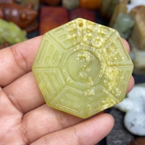 蛇纹石玉未镶嵌颈饰87